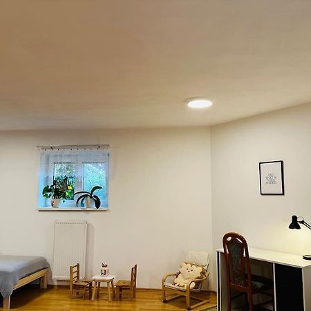 Family-Friendly Prague 5 Stay Extérieur photo