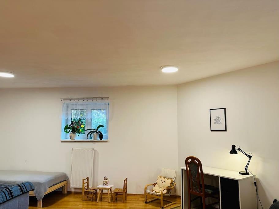 Family-Friendly Prague 5 Stay Extérieur photo