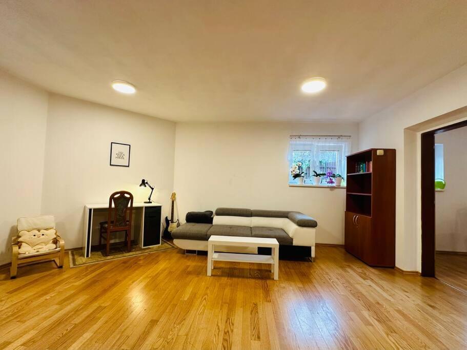 Family-Friendly Prague 5 Stay Extérieur photo