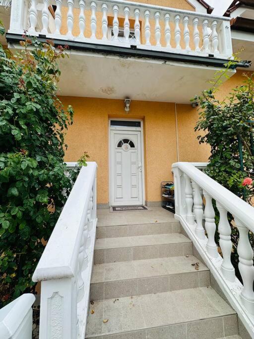 Family-Friendly Prague 5 Stay Extérieur photo